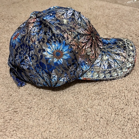 NEW! Sparkle Bling Cap. Adult size. - Picture 4 of 6